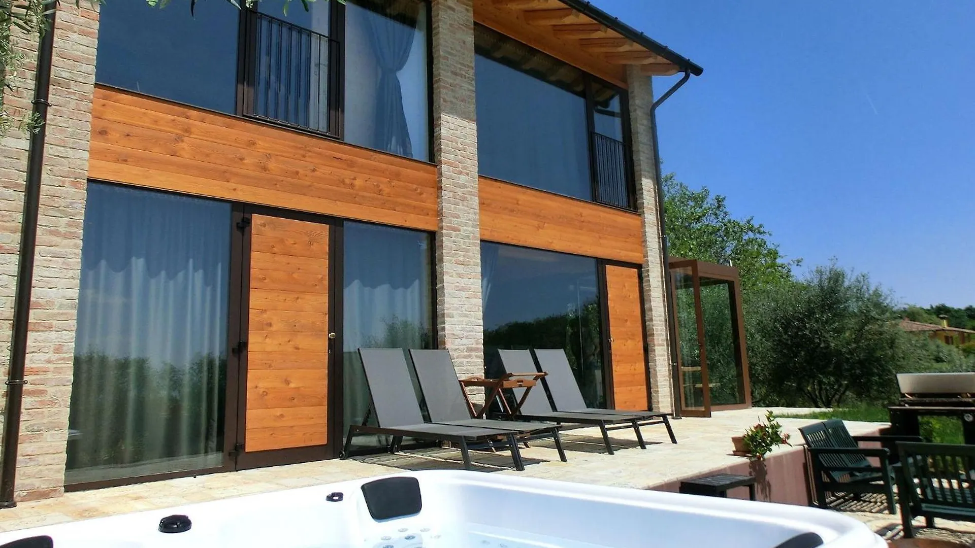 Villa Montello Pool, Jacuzzi, Ac, Wifi, Treviso Volpago del Montello Italy